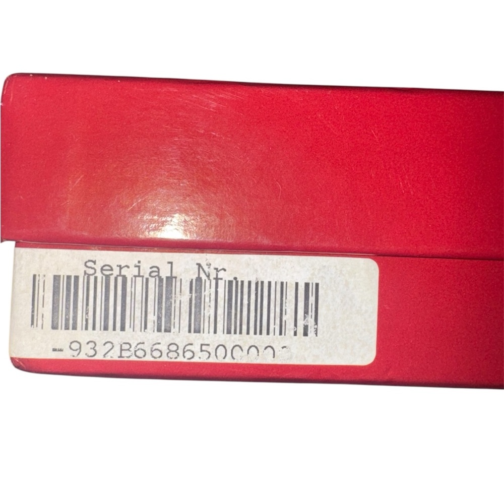 Salvatore Ferragamo authentic Vibrant Red Wallet - Picture 8 of 12